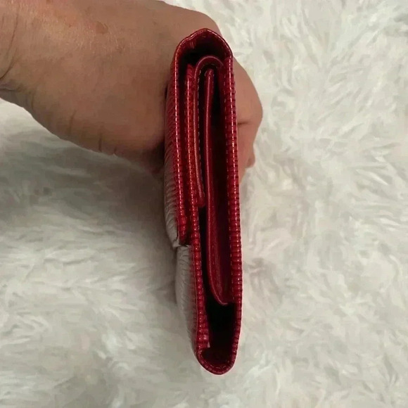 Louis Vuitton Red Epi International Wallet - Picture 6 of 14